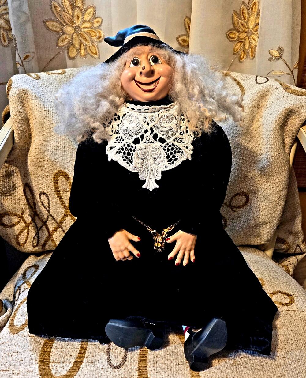 Granny Witch Doll Vintage Hand Made Ceramic & Fabric Halloween Wicca Spooky